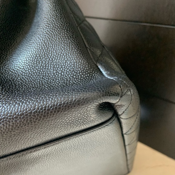 Chanel GST in black caviar with ghw - Picture 4 of 8